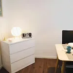 Apartament Rm-1 - Joli 2 Pieces Equipe Au 1er Etage Pour 1-3 Pers *