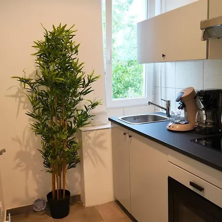 Apartament Rm-1 - Joli 2 Pieces Equipe Au 1er Etage Pour 1-3 Pers