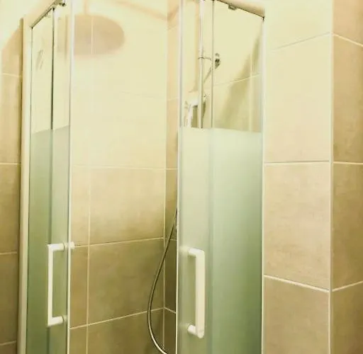 Rm-1 - Joli 2 Pieces Equipe Au 1er Etage Pour 1-3 Pers Mulhouse