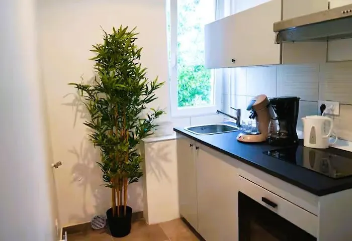 Appartement Rm-1 - Joli 2 Pieces Equipe Au 1er Etage Pour 1-3 Pers Mulhouse